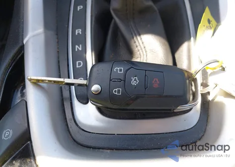 2014 Ford Fusion Se из США, поврежденный, VIN 3FA6P0H77ER385612